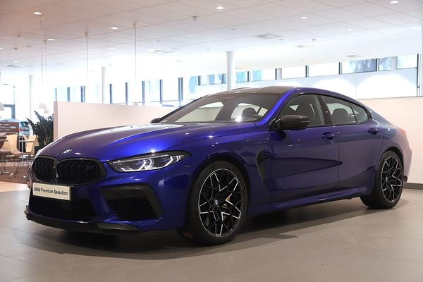 BMW M8 Bowers & Wilkins / Keramiska bromsar - 2024