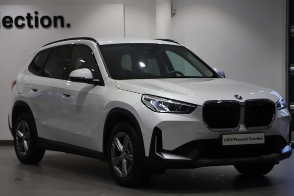 BMW X1 Dragkrok / Rattvärme - 2025