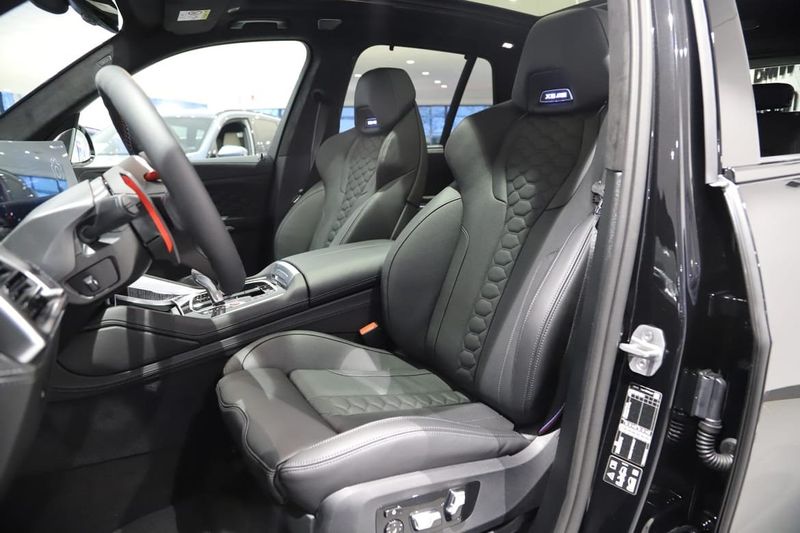 BMW X5 M bild 8