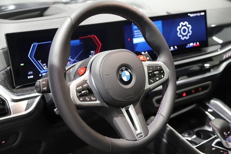 BMW X5 M bild 11
