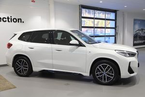 BMW iX1 bild 7