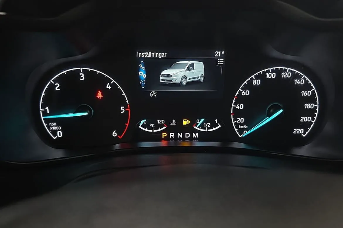Vehicle image 12