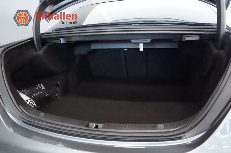Mercedes E220 bild 11