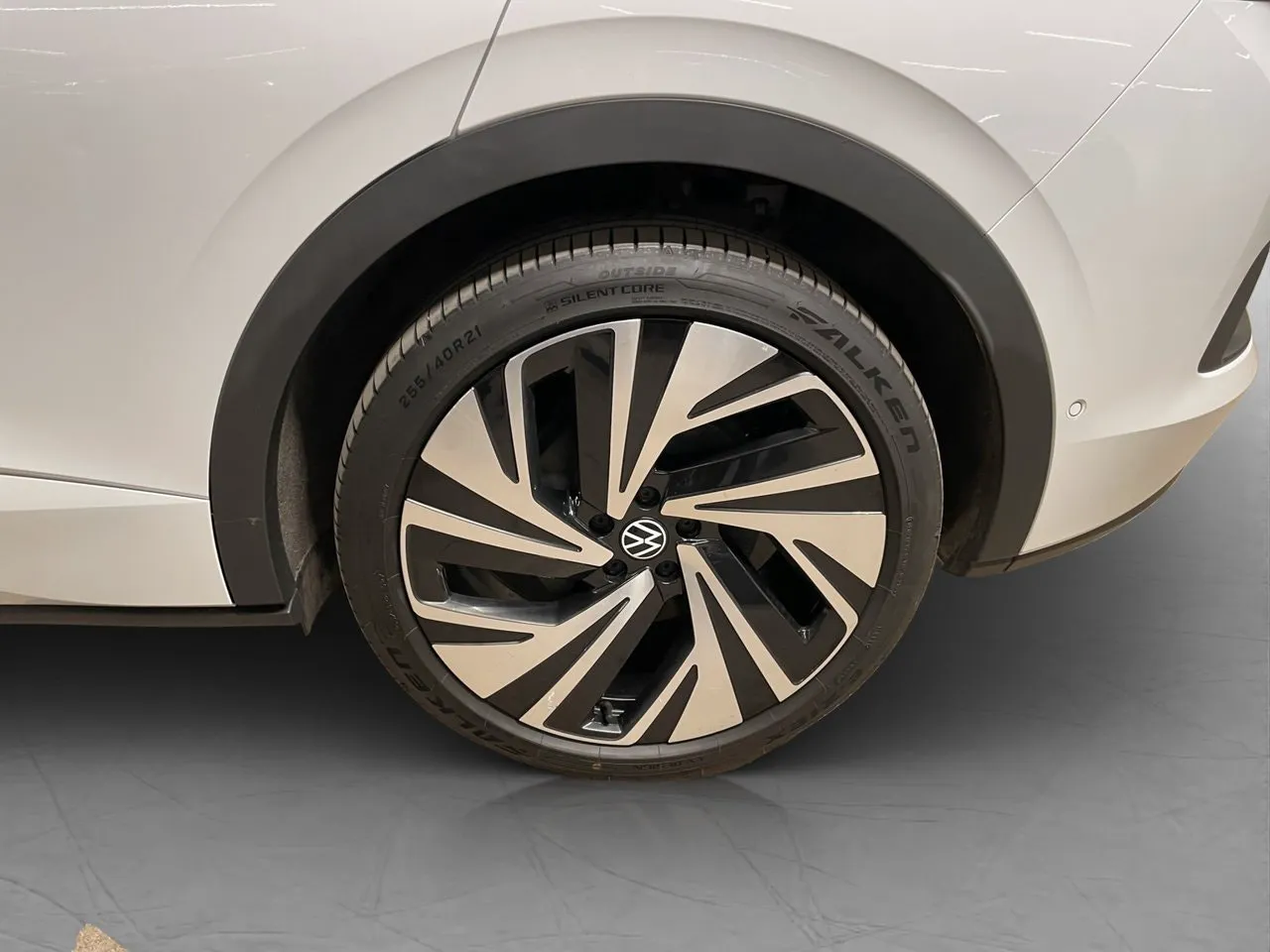 Vehicle image 31
