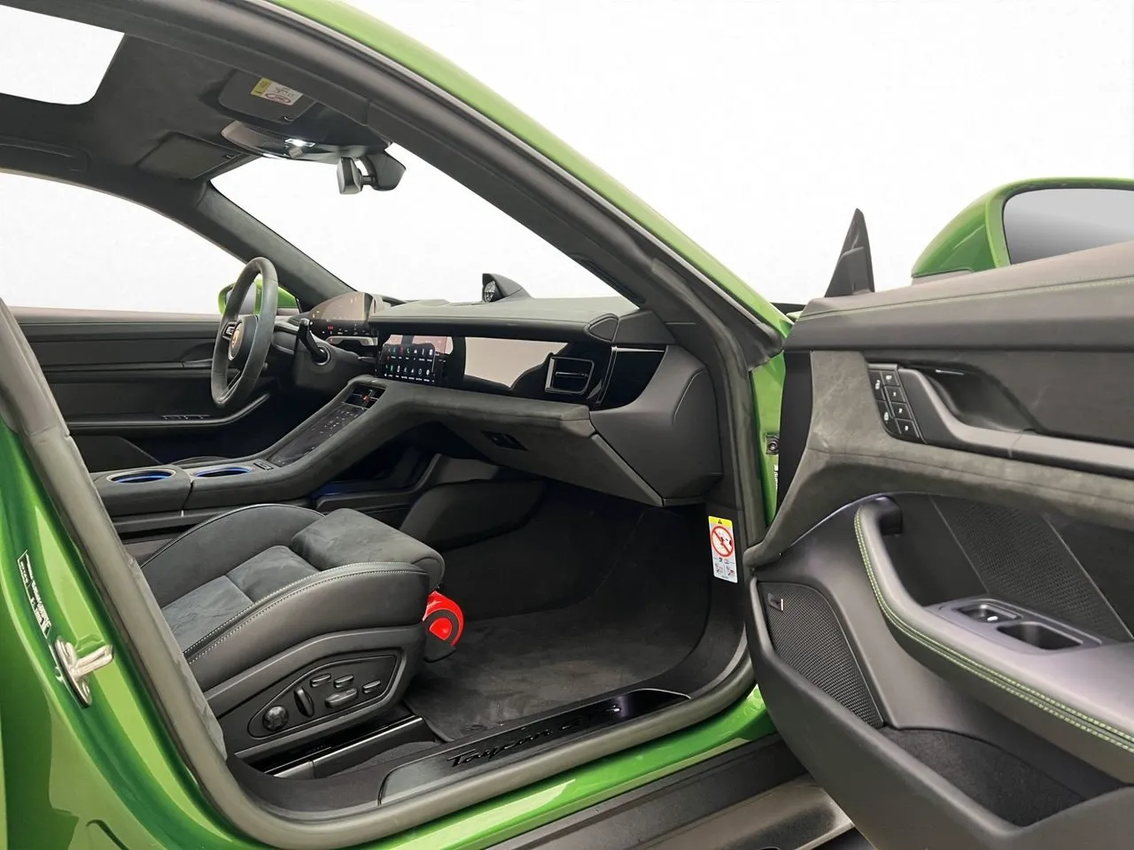 Vehicle image 26