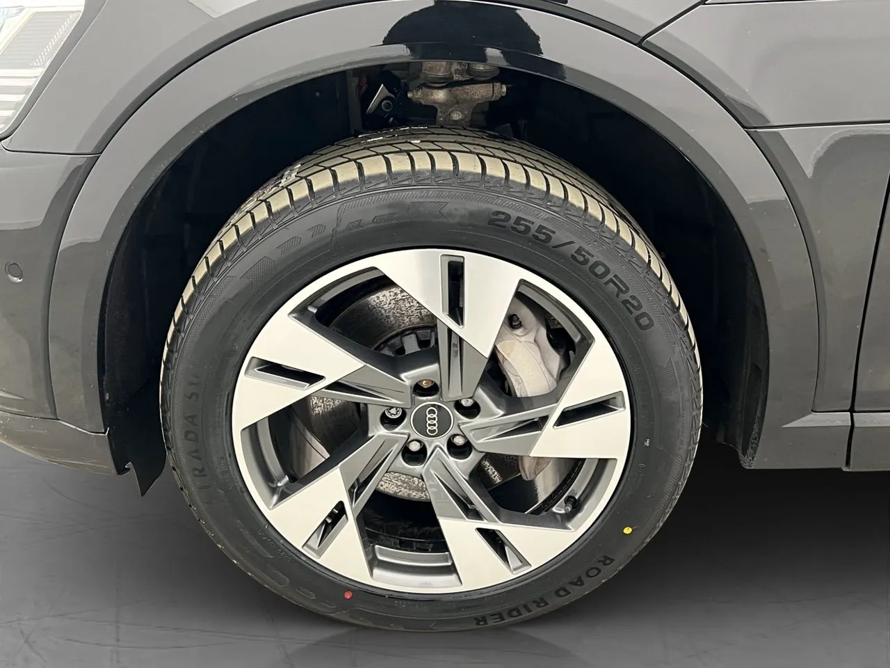 Vehicle image 31
