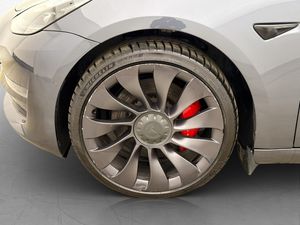 Tesla Model 3 bild 37