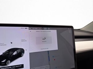 Tesla Model 3 bild 33