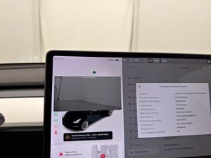 Tesla Model 3 bild 26