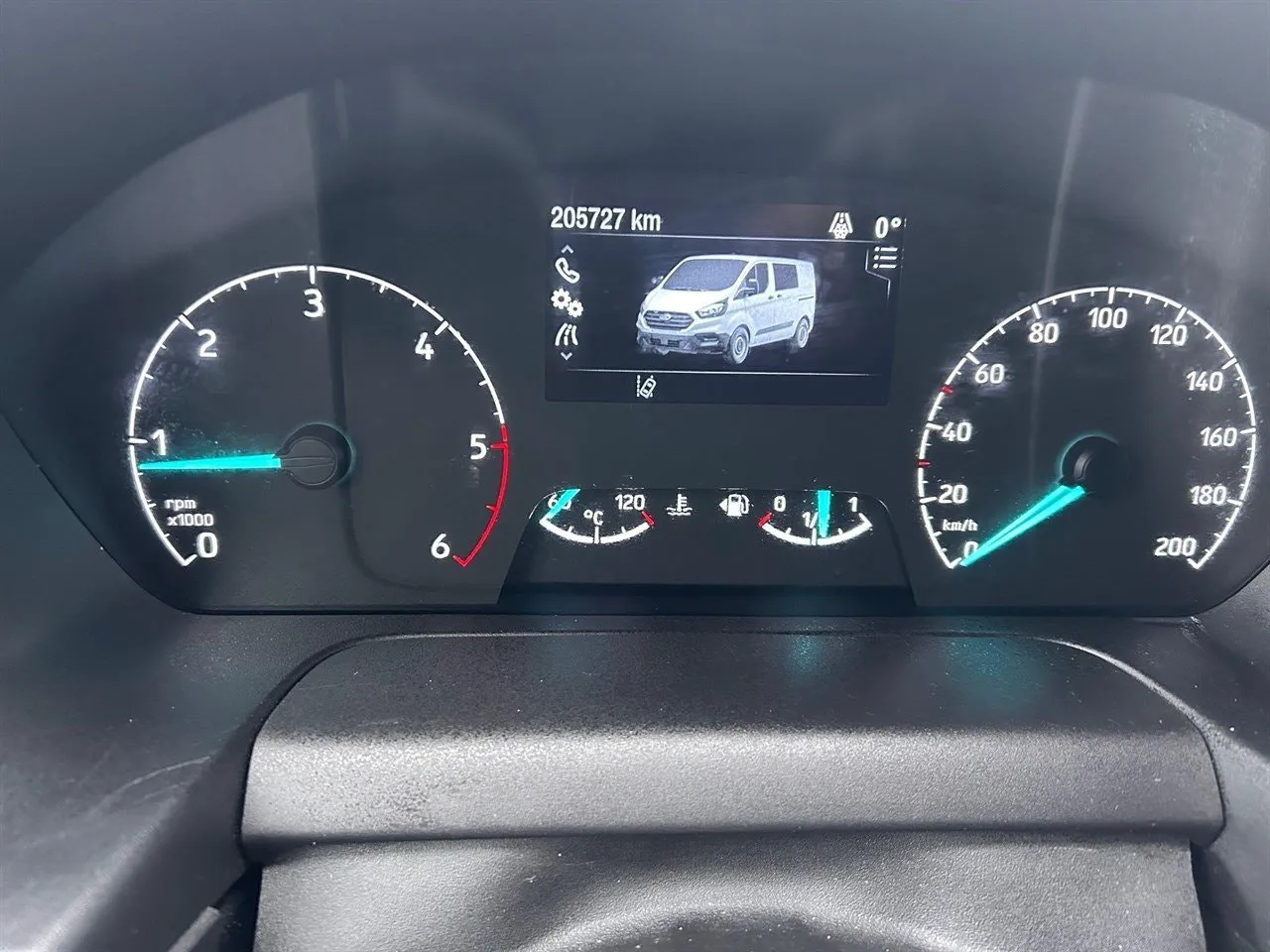 Vehicle image 9