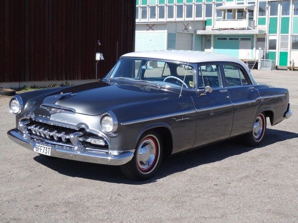 DeSoto Firedome 4-door Sedan 4.5 V8 - 1955
