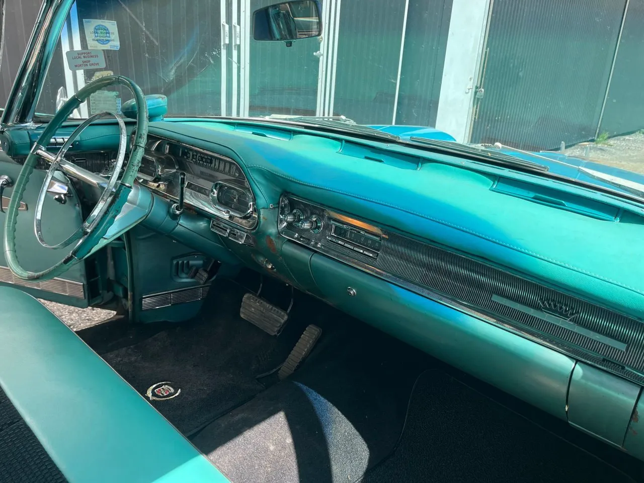 Vehicle image 6