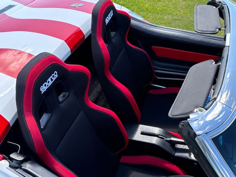 Chevrolet Corvette bild 15