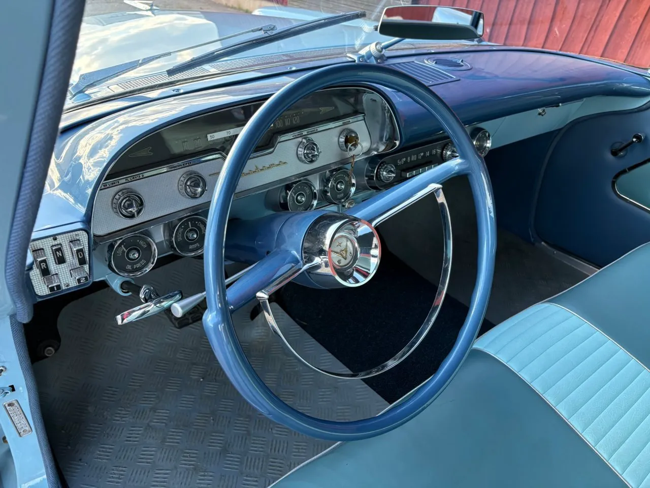 Vehicle image 21
