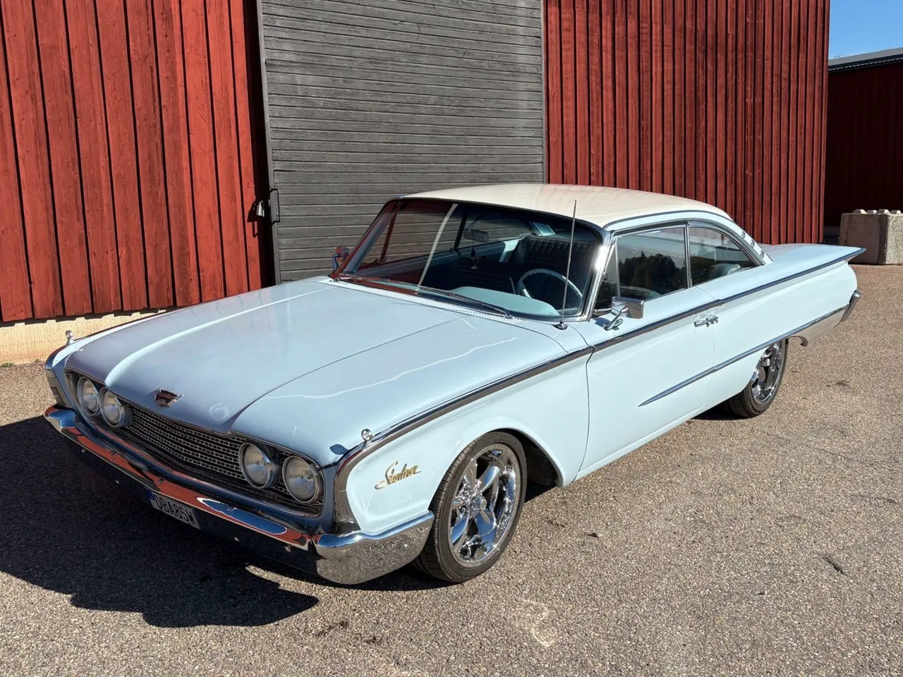 Vehicle image 1