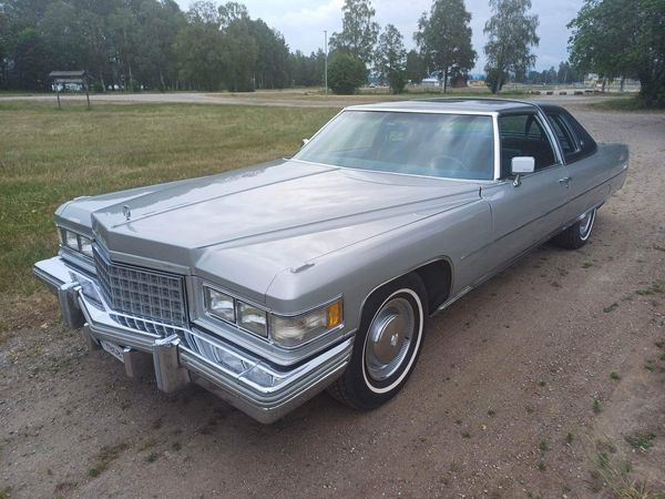 Cadillac DeVille Coupé - 1976