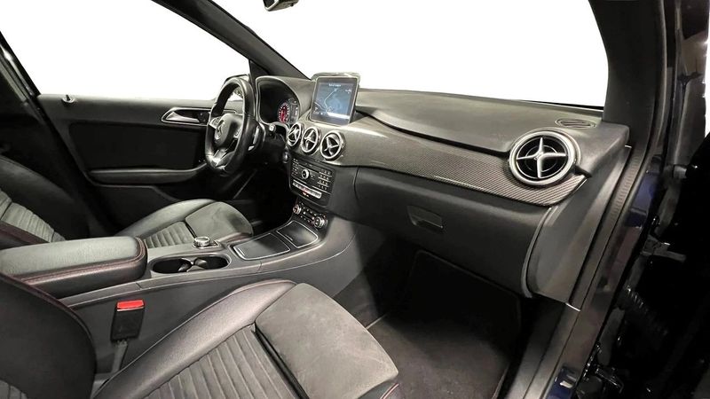 Mercedes B200 bild 17