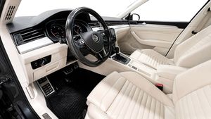 Volkswagen Passat bild 10