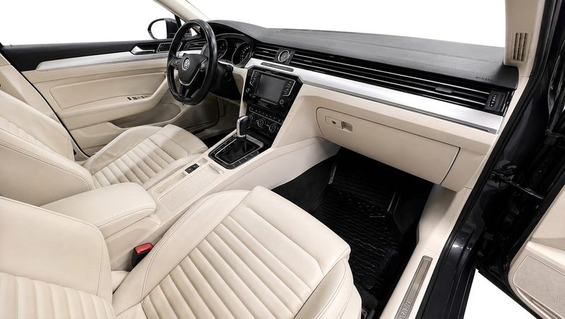 Volkswagen Passat bild 16