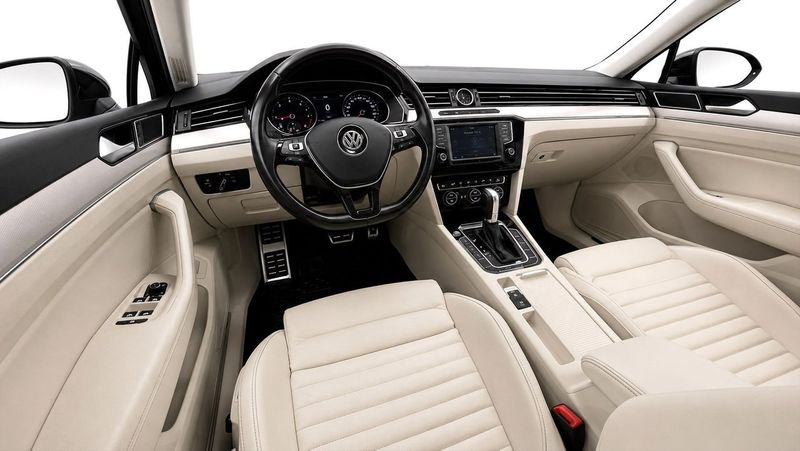 Volkswagen Passat bild 8
