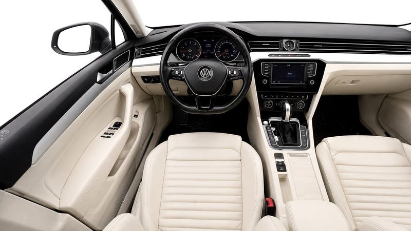 Volkswagen Passat bild 7