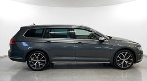 Volkswagen Passat bild 3