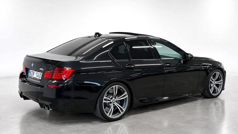BMW M5 bild 4