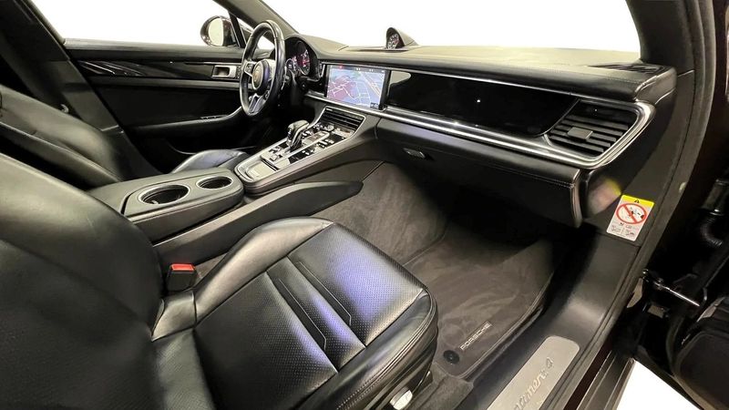 Porsche Panamera bild 16