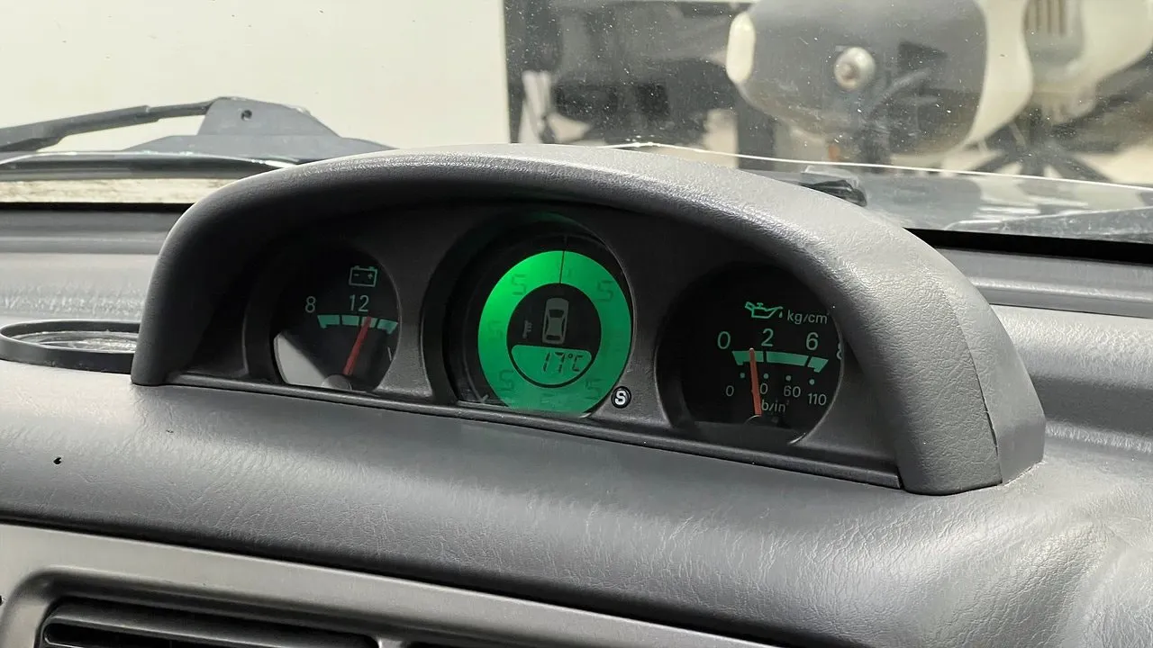Vehicle image 11