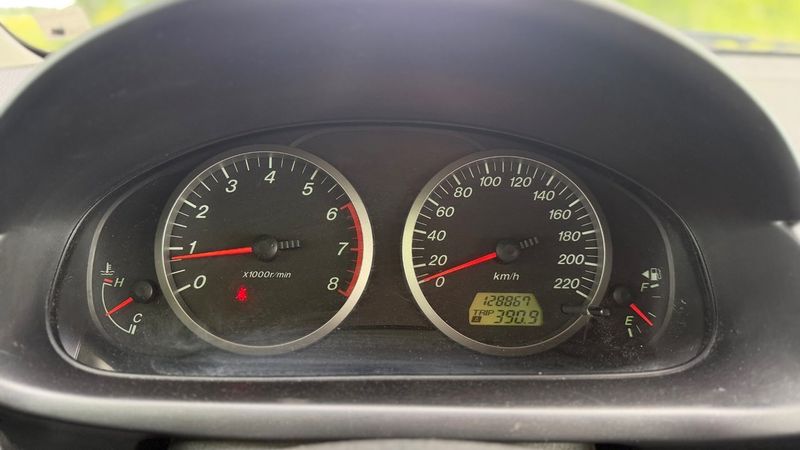 Mazda 2 bild 15