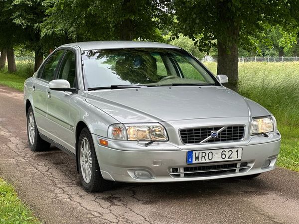 Volvo S80 2.5T 209hk Kinetic Svensksåld, Ny besiktigad bra skick - 2005