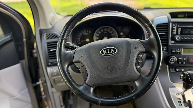 Kia Carnival bild 17