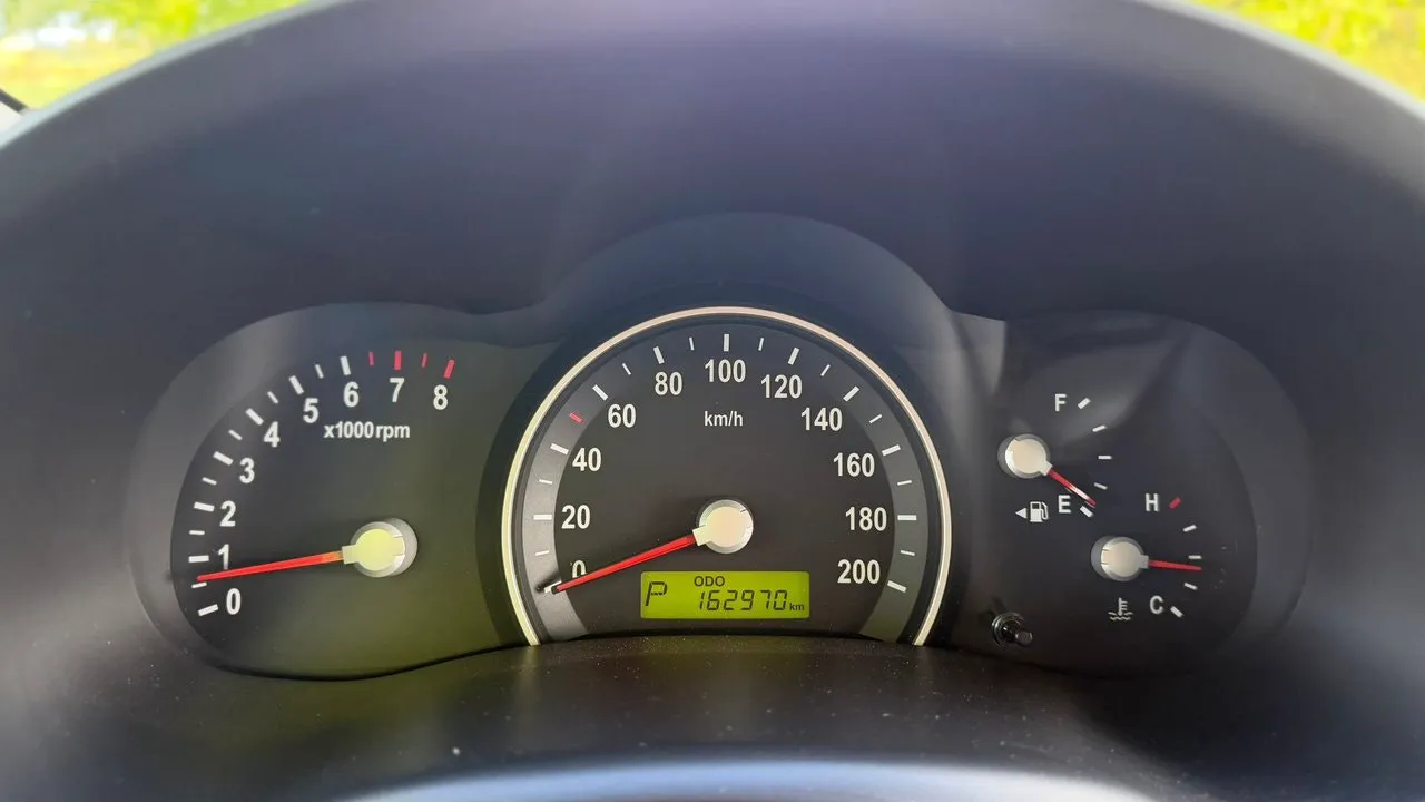 Vehicle image 21
