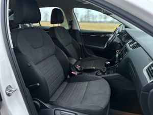 Skoda Octavia bild 9