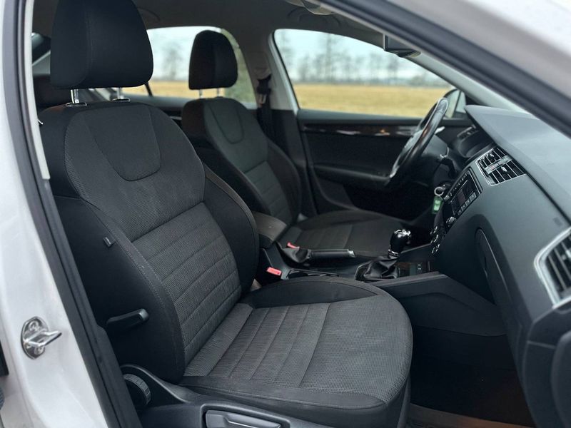 Skoda Octavia bild 9