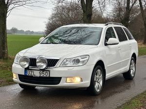 Skoda Octavia bild 2