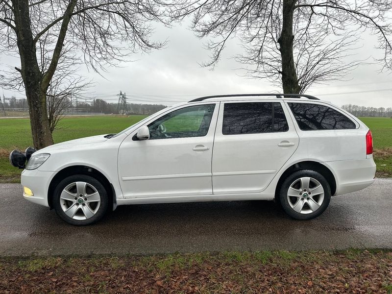 Skoda Octavia bild 7