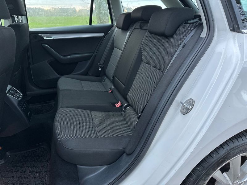 Skoda Octavia bild 14
