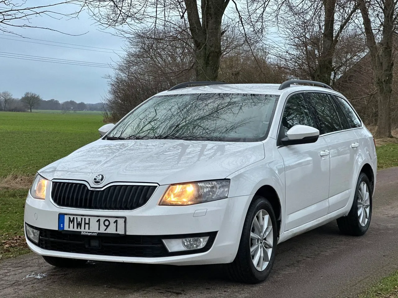 Vehicle image 1