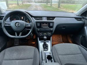 Skoda Octavia bild 9