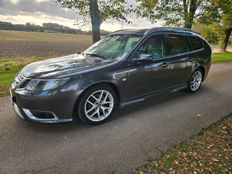 Saab 9-3 bild 2