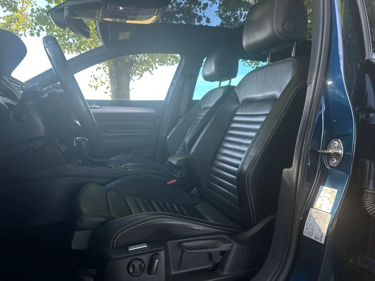 Vehicle image 21
