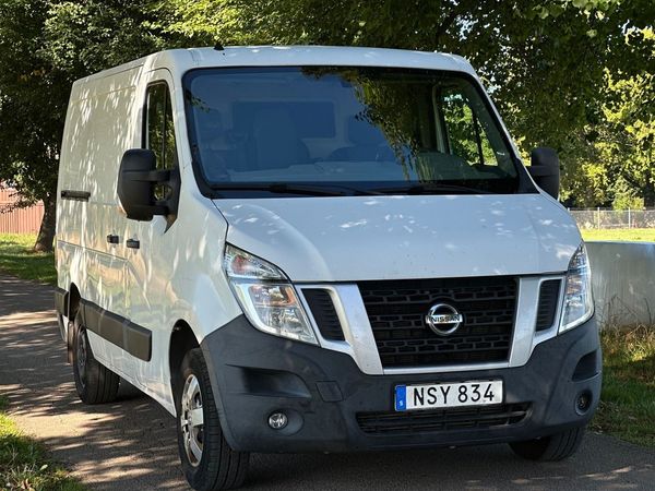 Nissan NV400 Bilen går bra Besiktning till 2026-08-31 3 sits - 2015