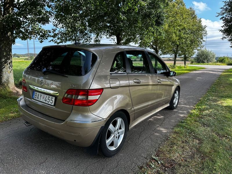 Mercedes B200 bild 5