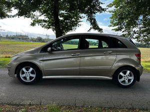 Mercedes B200 bild 13