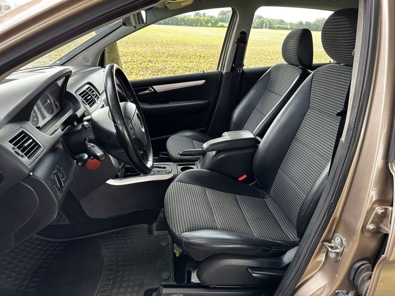 Mercedes B200 bild 8