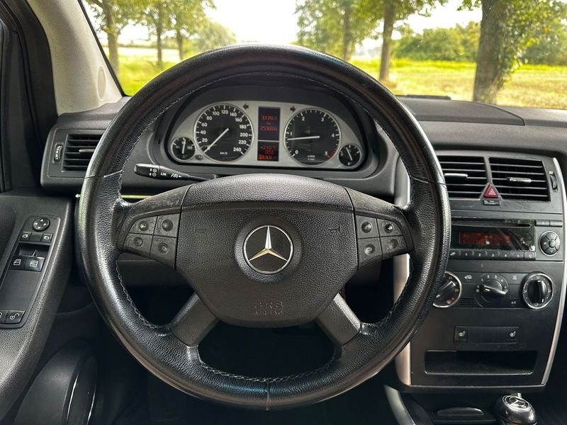 Mercedes B200 bild 9