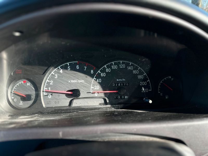 Hyundai Trajet bild 16