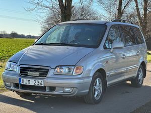 Hyundai Trajet bild 2