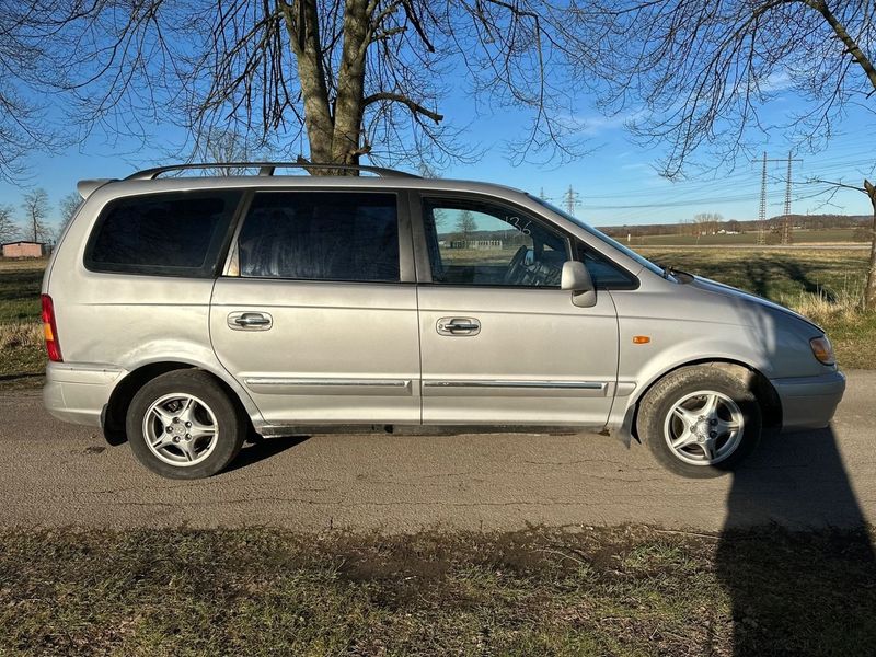 Hyundai Trajet bild 7
